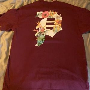 Mens Size Large Primitive T shirt